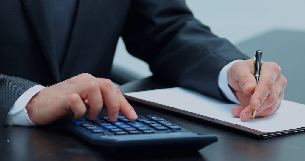 Best Student Loan Refinance Rates for August 27, 2026