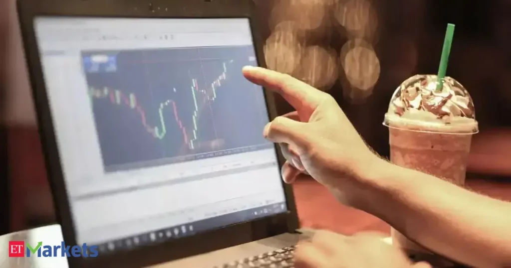 FPIs resume selling in Nov; withdraw Rs 3,765 cr from equities FPIs resume selling in Nov; withdraw Rs 3,765 cr from equities