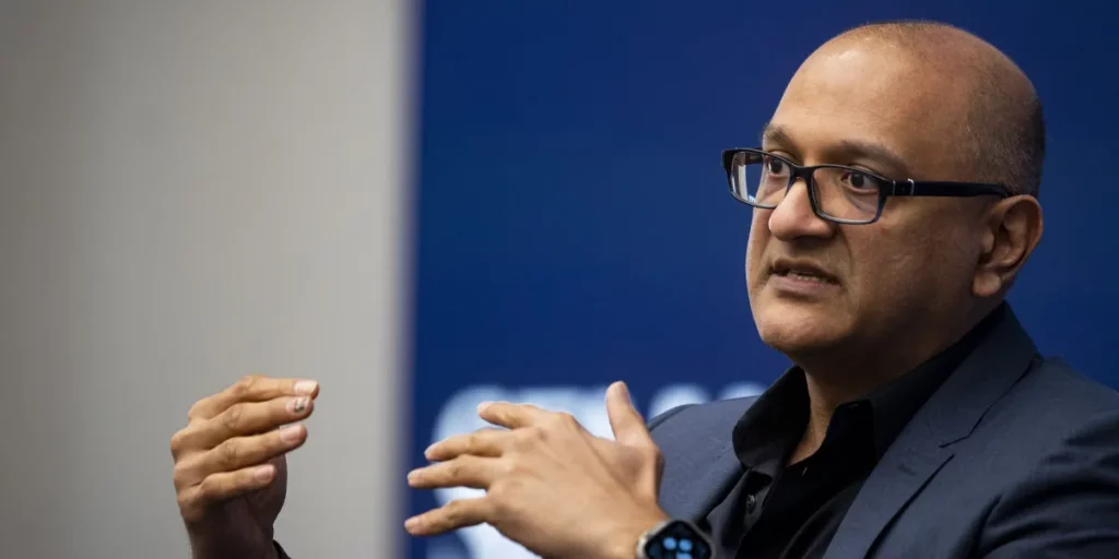 This Cisco exec's 7-day weeks and 18-hour days throw his work-life balance out of whack—but he makes two things non-negotiable