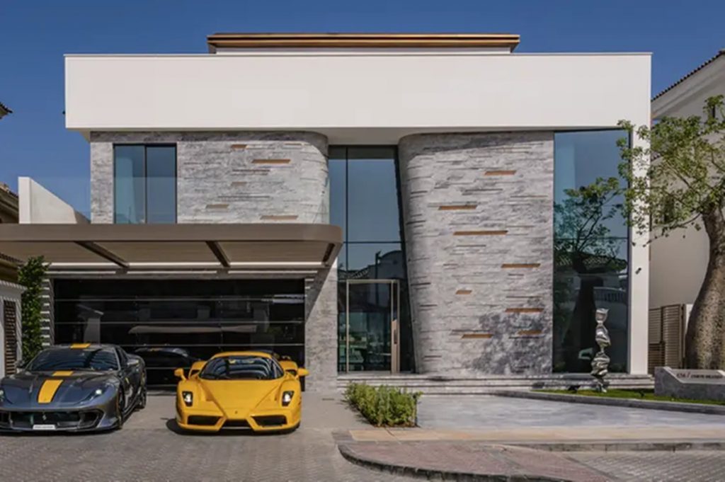 Dubai real estate Alpago Group Curve DiLusso Palm Jumeirah