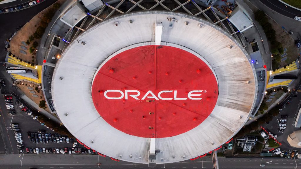 Analysts revamp Oracle stock price target after slump Analysts revamp Oracle stock price target after slump