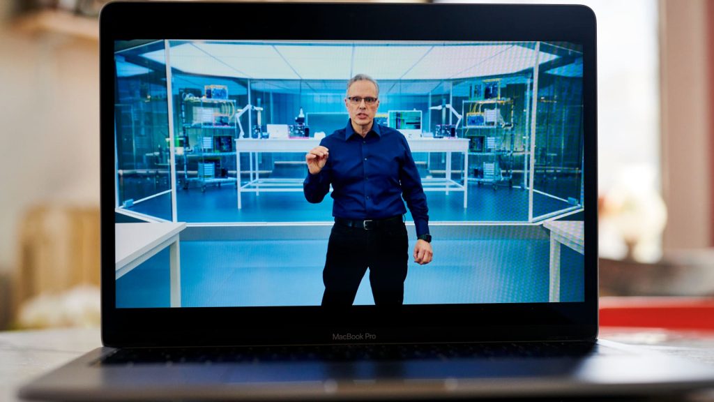 Apple’s chip boss squashes exit rumors, says he’s not leaving the company Apple's chip boss squashes exit rumors, says he's not leaving the company