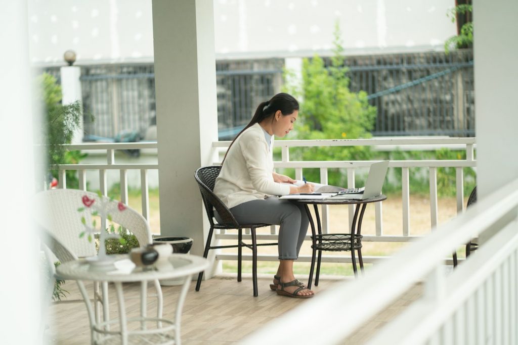 Evaluate Your Wealth With These 5 Key Benchmarks To Know Exactly Where You Stand