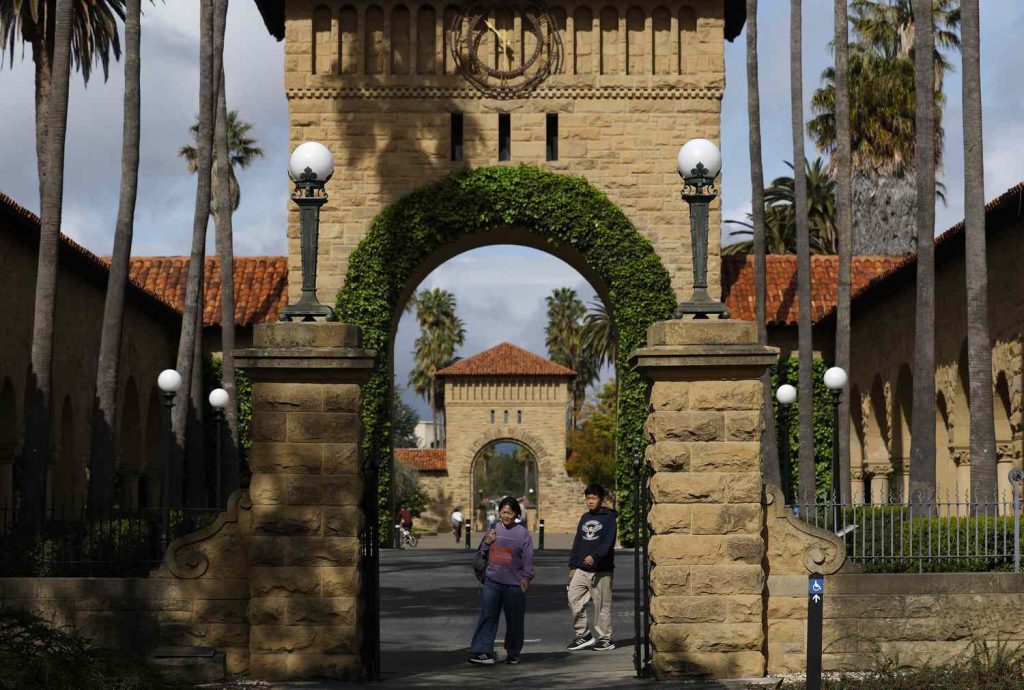 Here’s Who Will Be Affected By New Student Loan Limits—And Who Won’t Be Here's Who Will Be Affected By New Student Loan Limits—And Who Won't Be