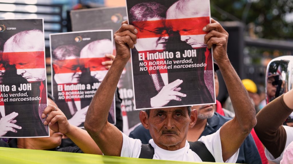 Honduras seeks arrest of ex-President Hernández after Trump pardon : NPR Honduras seeks arrest of ex-President Hernández after Trump pardon : NPR