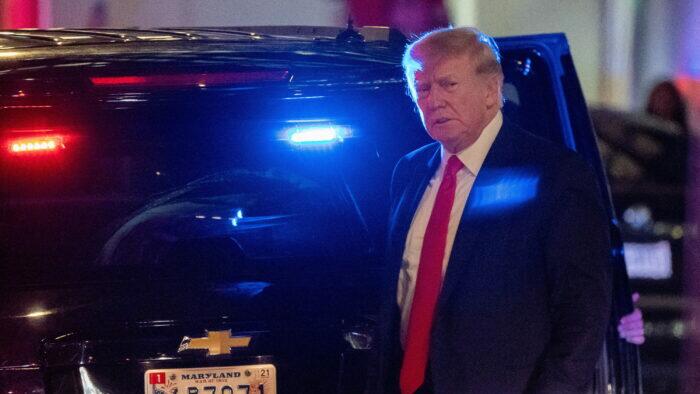 Internal FBI Memos Warned Biden DOJ ‘No Probable Cause’ To Raid Mar-A-Lago: Report zerohedge logo