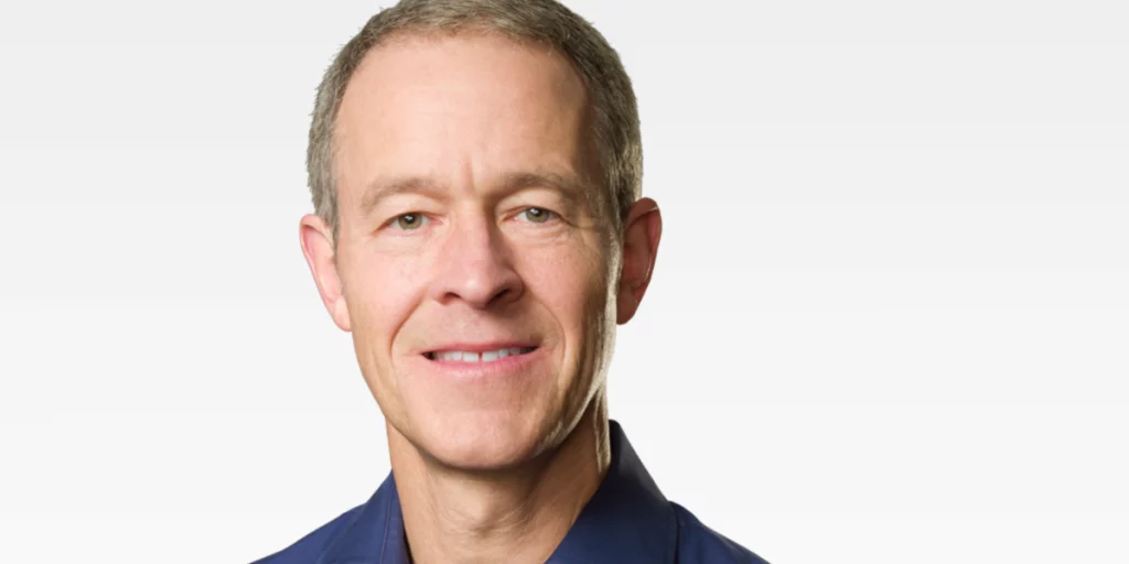 Jeff Williams, who just retired from Apple after 27 years, got called to join Disney’s board Jeff Williams, who just retired from Apple after 27 years, got called to join Disney's board