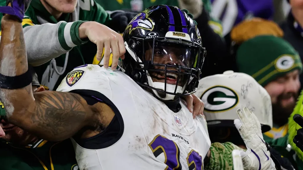 NFL news: Derrick Henry scores 4 touchdowns in Ravens' win