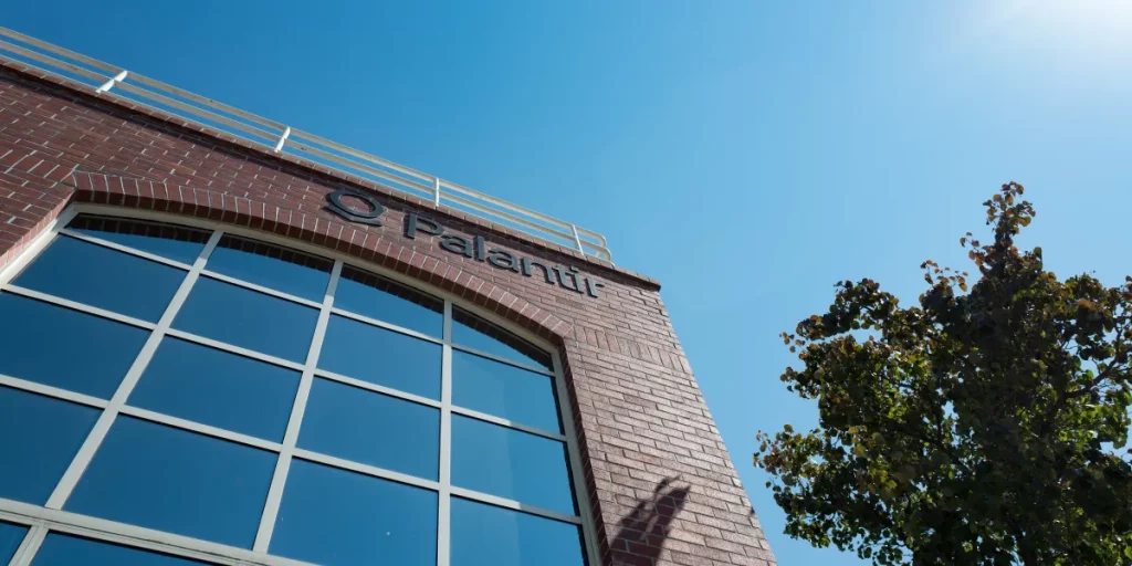 New contract shows Palantir working on tech platform for another federal agency that works with ICE New contract shows Palantir working on tech platform for another federal agency that works with ICE