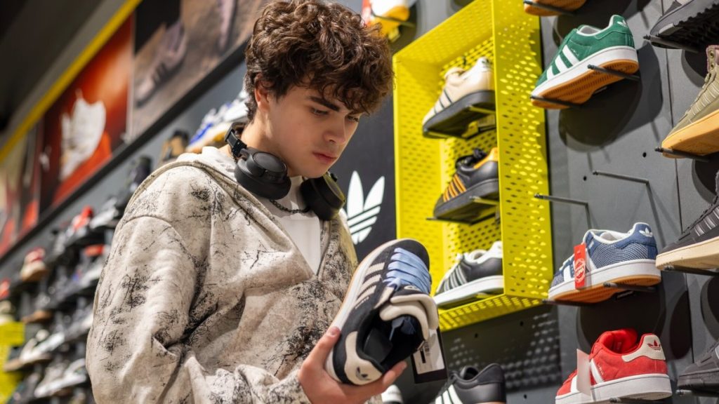 Sneaker retailer files Chapter 11, closes most of its stores