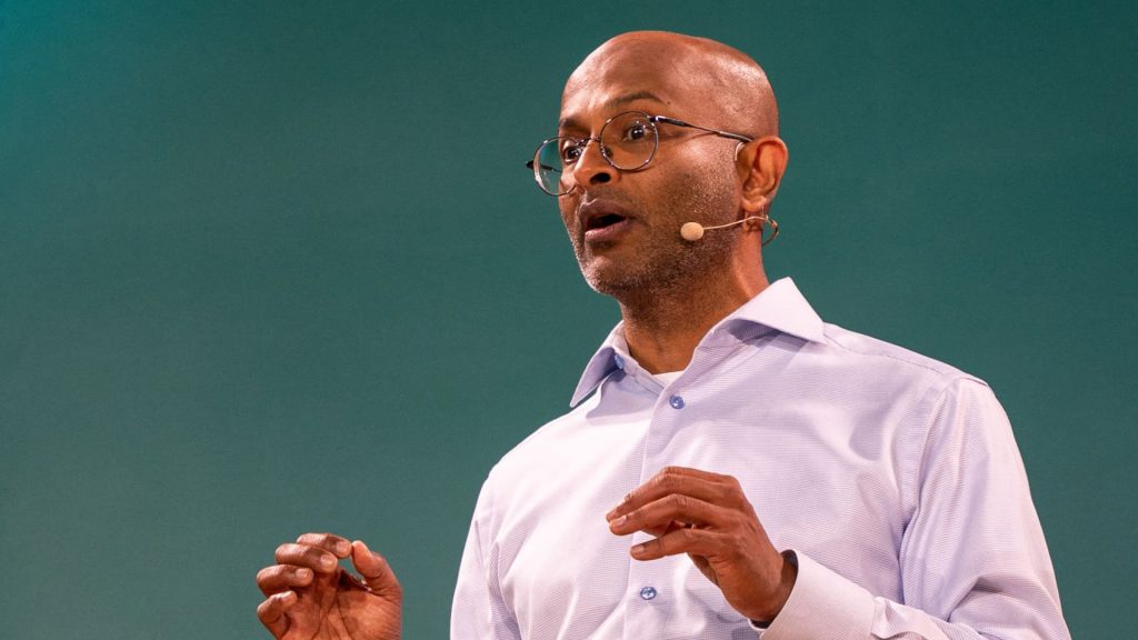 Starbucks hires new CTO from Amazon Grocery