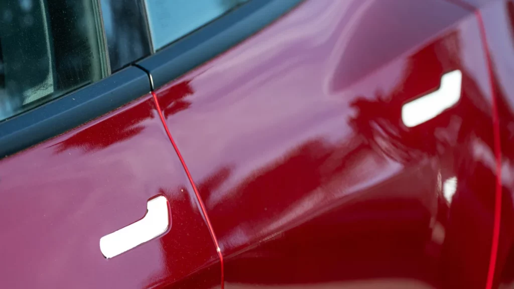 Tesla-style retractable door handles will be banned in China