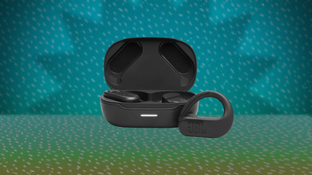 The JBL Endurance Peak 3 Earbuds Are 40% Off Right Now The JBL Endurance Peak 3 Earbuds Are 40% Off Right Now