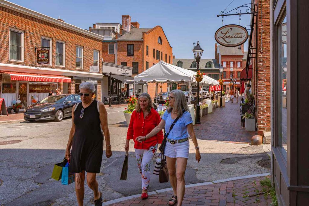 These Clues May Reveal Which Neighborhoods Will Become the Next Hot Real Estate Markets These Clues May Reveal Which Neighborhoods Will Become the Next Hot Real Estate Markets