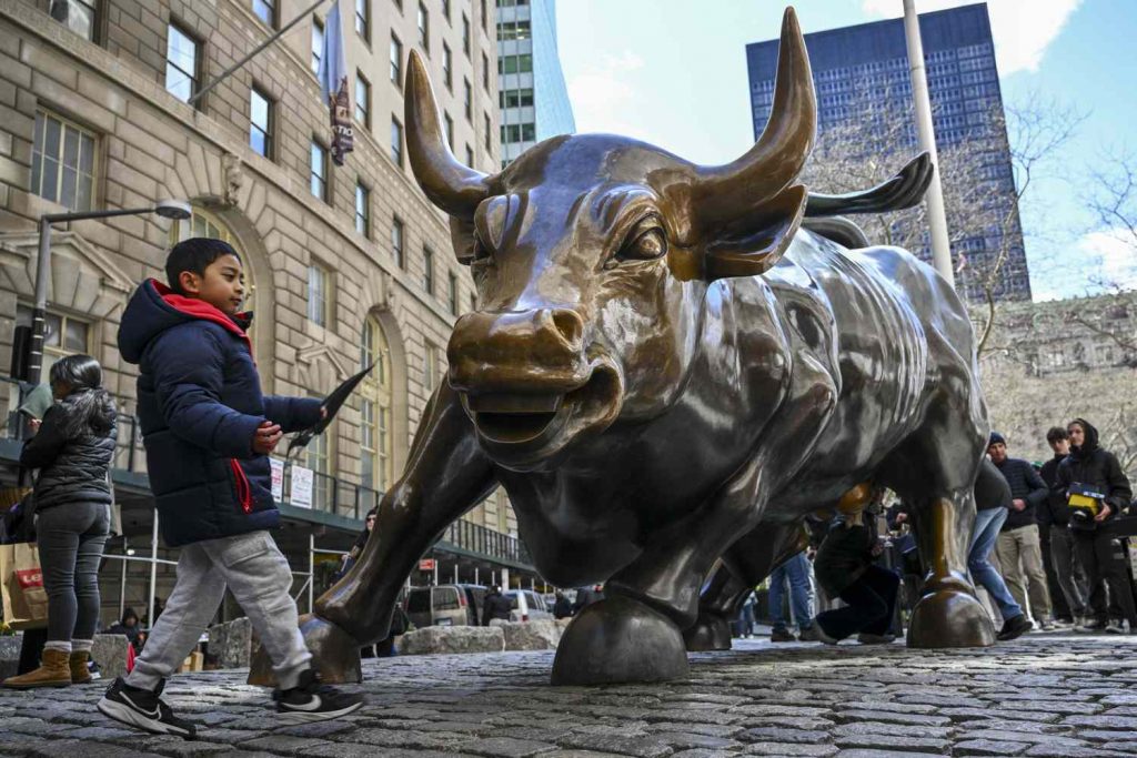 This Wall Street Expert Thinks the Fed Has ‘More Room to Cut’ Than Most Expect in 2026 This Wall Street Expert Thinks the Fed Has 'More Room to Cut' Than Most Expect in 2026