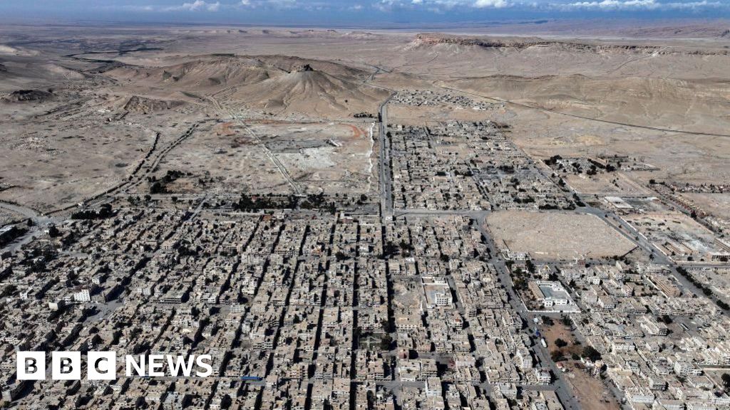 Three Americans killed by IS gunman in Syria, US military says Three Americans killed by IS gunman in Syria, US military says