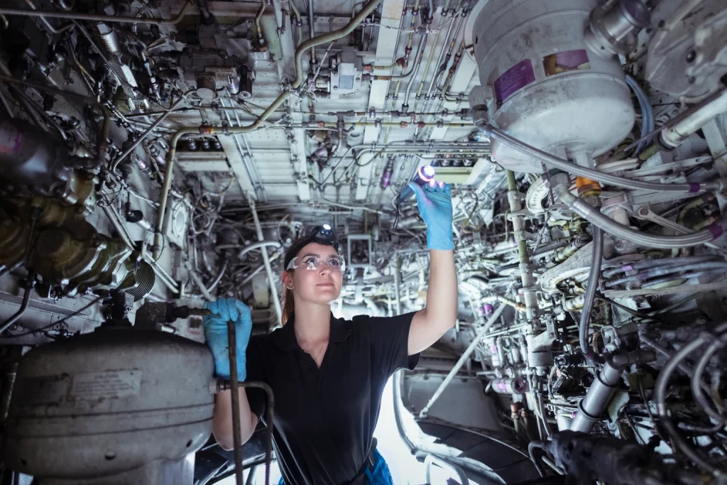 TransDigm Stock: Unique Business Model Drives Profit Margins (NYSE:TDG)