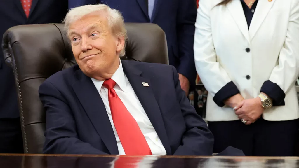 Trump says Warsh and Hassett are his top contenders for Fed chair Trump says Warsh and Hassett are his top contenders for Fed chair