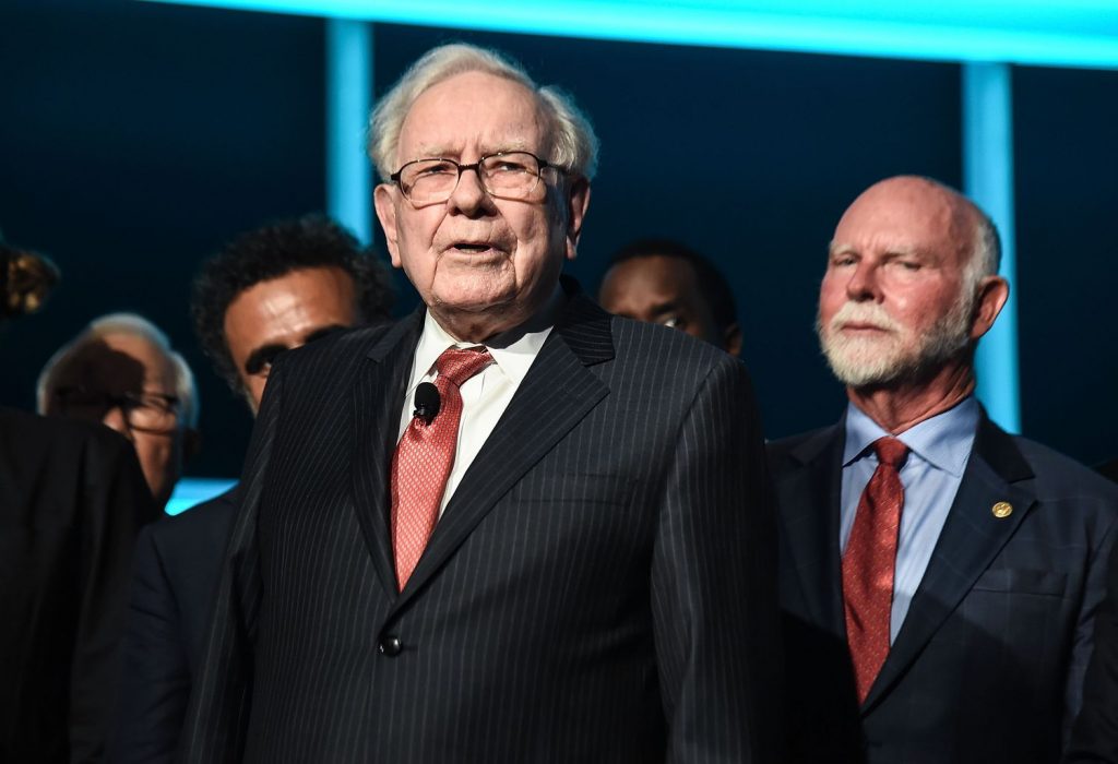 Warren Buffett Exposes Hidden Dangers of Investing in Lower-Priced Stocks Today
