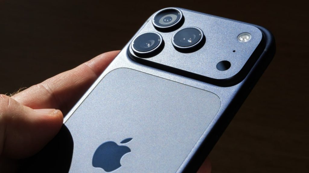 What Happened to the iPhone 17 Pro’s Portrait Night Mode? What Happened to the iPhone 17 Pro’s Portrait Night Mode?