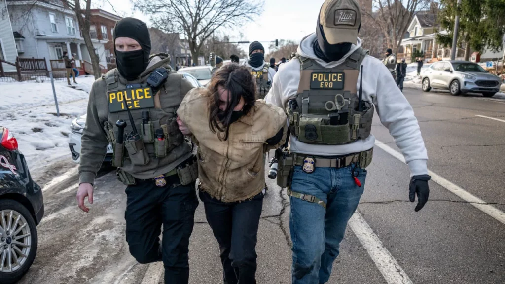 Conservatives threaten LinkedIn boycott after post removal Conservatives threaten LinkedIn boycott after post removal