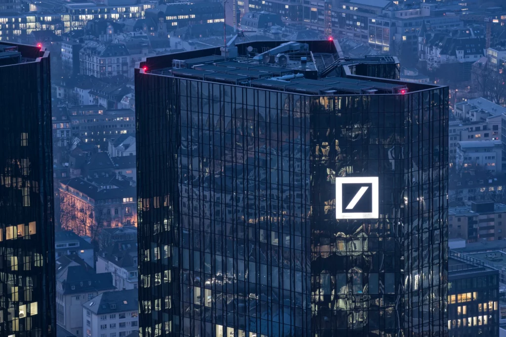 Deutsche Bank’s Comeback: Low Valuation, Rising Profits, Strong Capital Position (NYSE:DB)