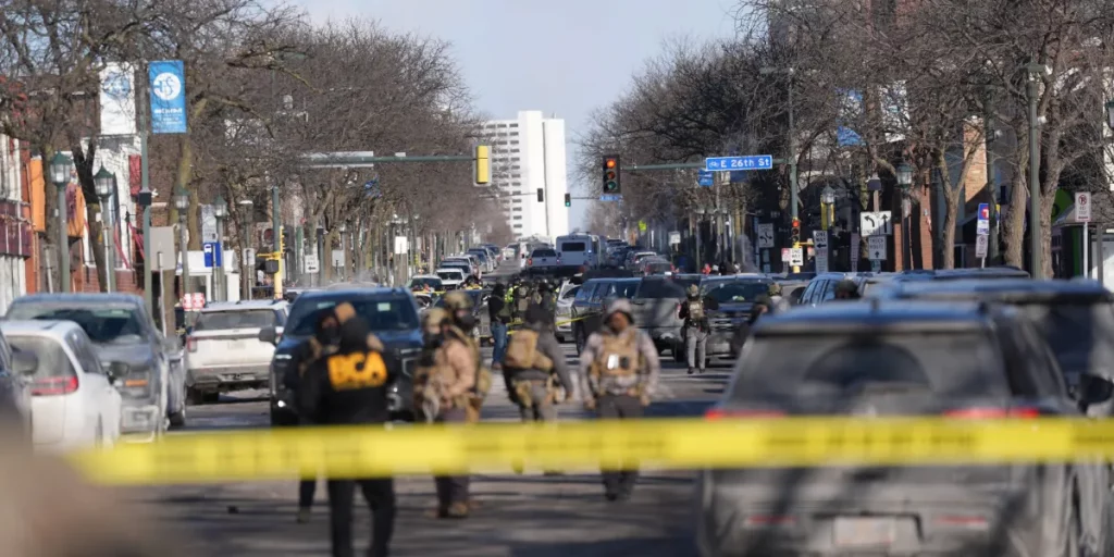Federal agents shoot another person in Minneapolis, Walz says. One officer tells bystanders ‘Boo hoo’