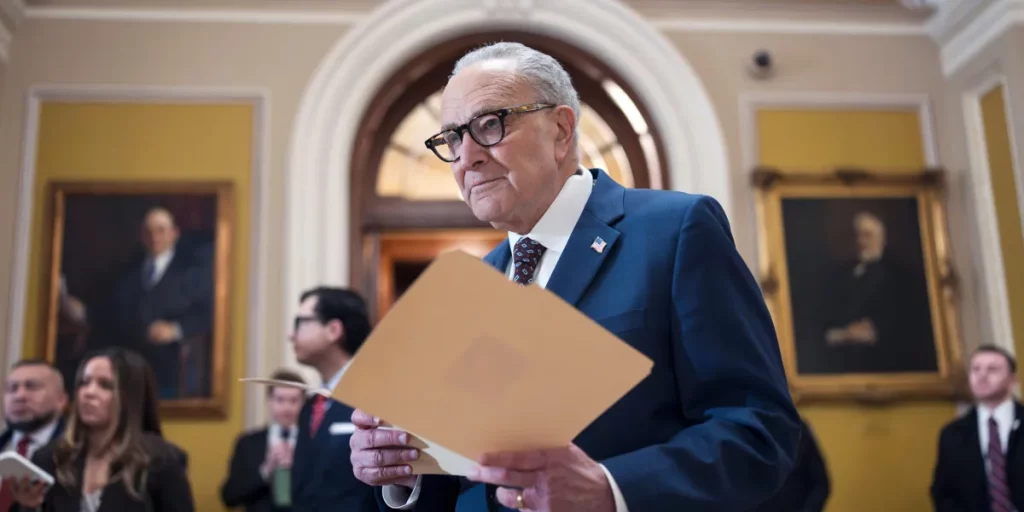 Federal government heads for weekend shutdown after Trump makes rare deal with Senate Democrats