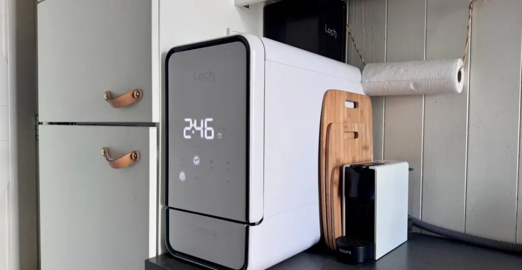 Loch’s Capsule dishwasher is small, fast, and efficient without plumbing Loch’s Capsule dishwasher is small, fast, and efficient without plumbing