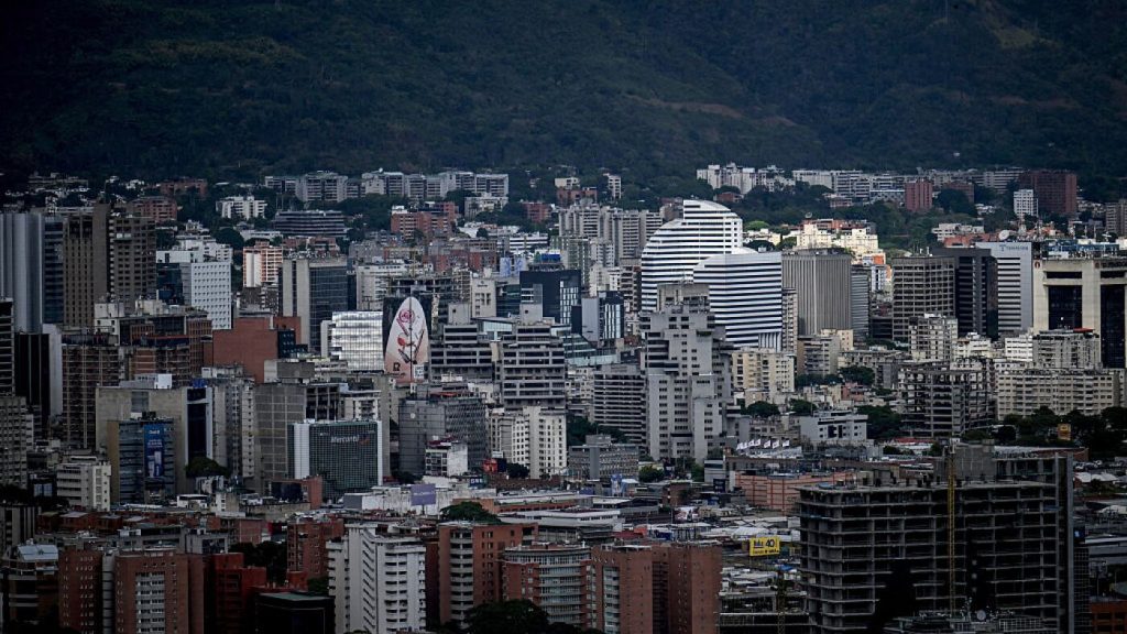 Multiple explosions heard in Venezuela’s Capital. Maduro accuses the U.S. : NPR Multiple explosions heard in Venezuela’s Capital. Maduro accuses the U.S. : NPR