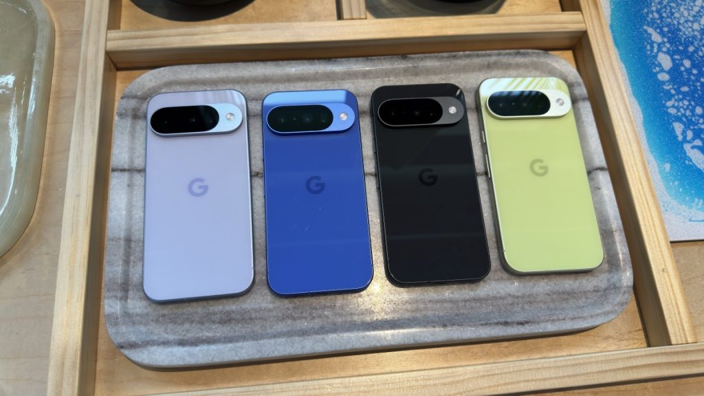 Oh Great, It Looks Like Android Is Doing 'Liquid Glass' Now Too