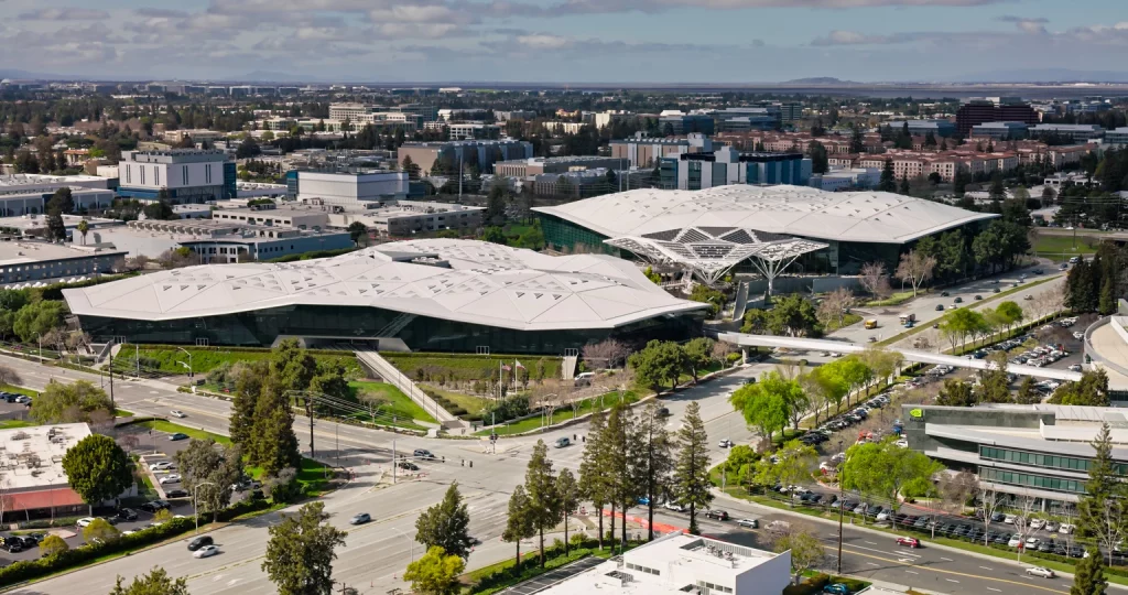 SCHG: A Superb Growth Oriented, Big-Tech Weighted ETF For 2026 (NYSEARCA:SCHG)