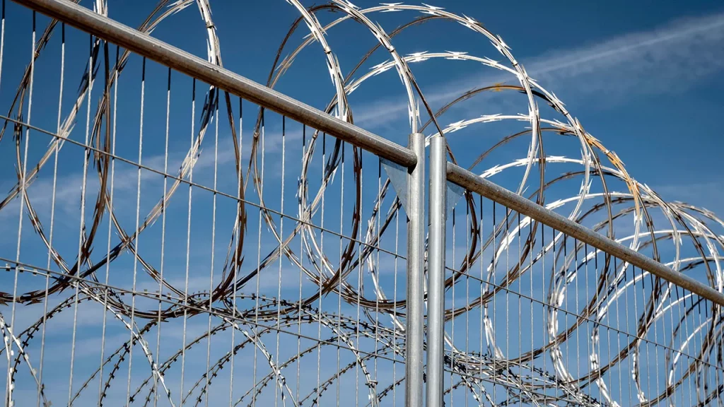 San Diego sues federal government over razor wire fencing on city land
