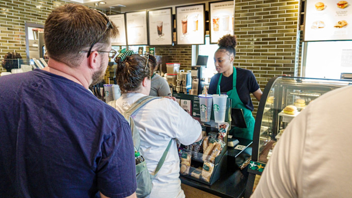 Starbucks’ US sales increase for first time in two years Starbucks’ US sales increase for first time in two years