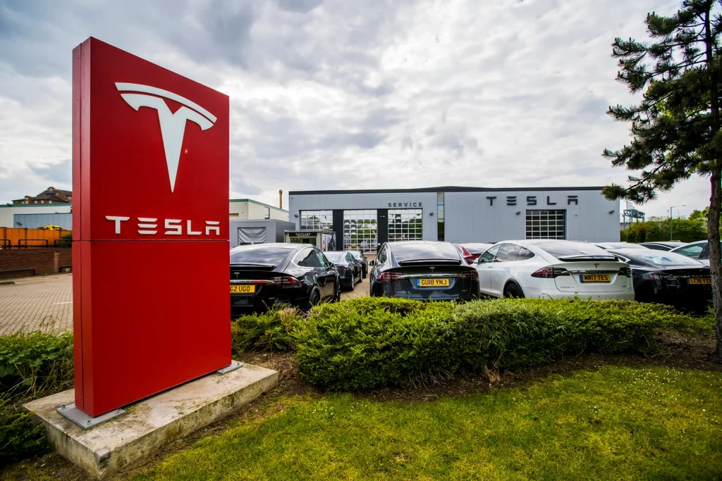 Tesla Q4: Beating Expectations And Positioned To Lead The Robotaxi Market (NASDAQ:TSLA)