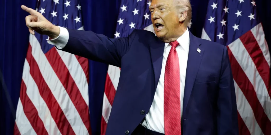 Trump calls for one-year cap on credit card rates at 10%