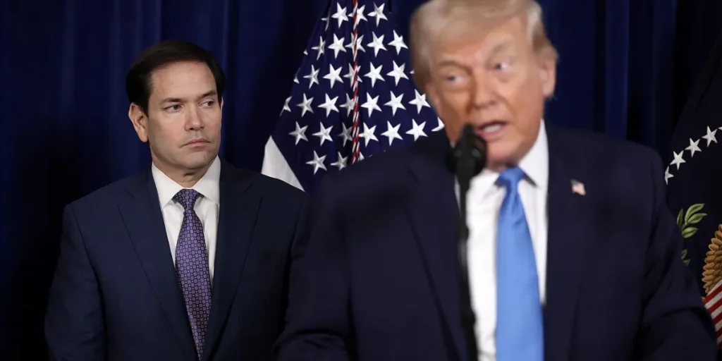 Trump's planned revival of Venezuela's oil industry could cost the U.S. $100 billion