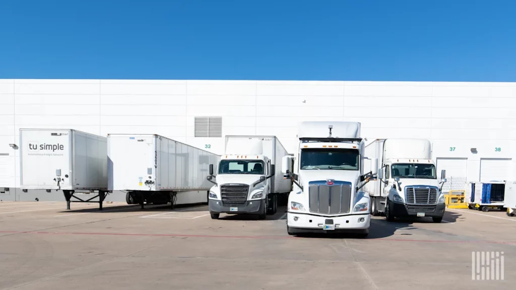 Warehouses empty in December Warehouses empty in December