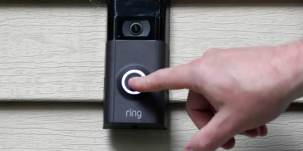 Amazon’s Ring decides maybe partnering with a police surveillance firm is a bad idea after wide revulsion at Super Bowl ad Amazon's Ring decides maybe partnering with a police surveillance firm is a bad idea after wide revulsion at Super Bowl ad