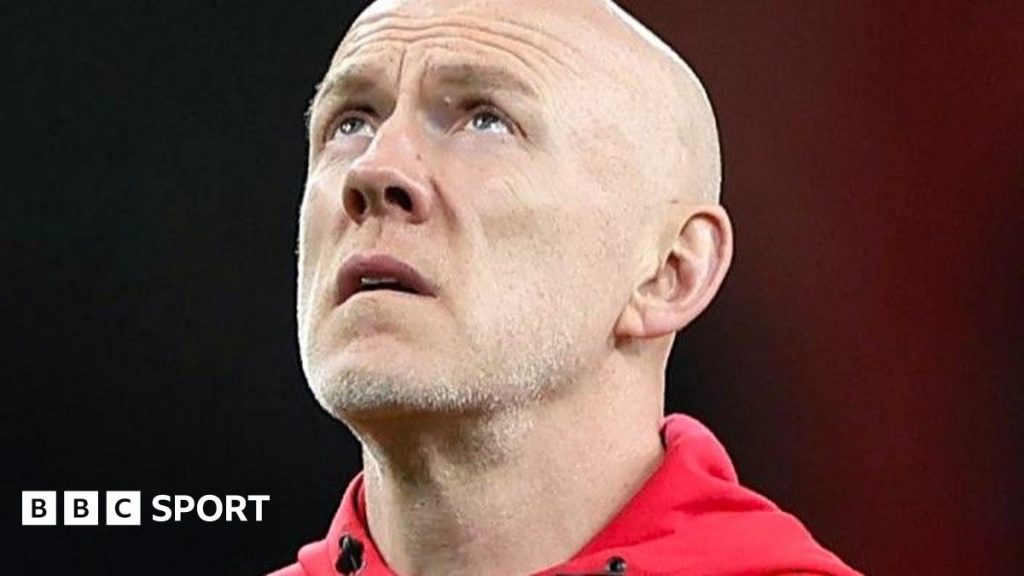 Jamie George leads England team talk