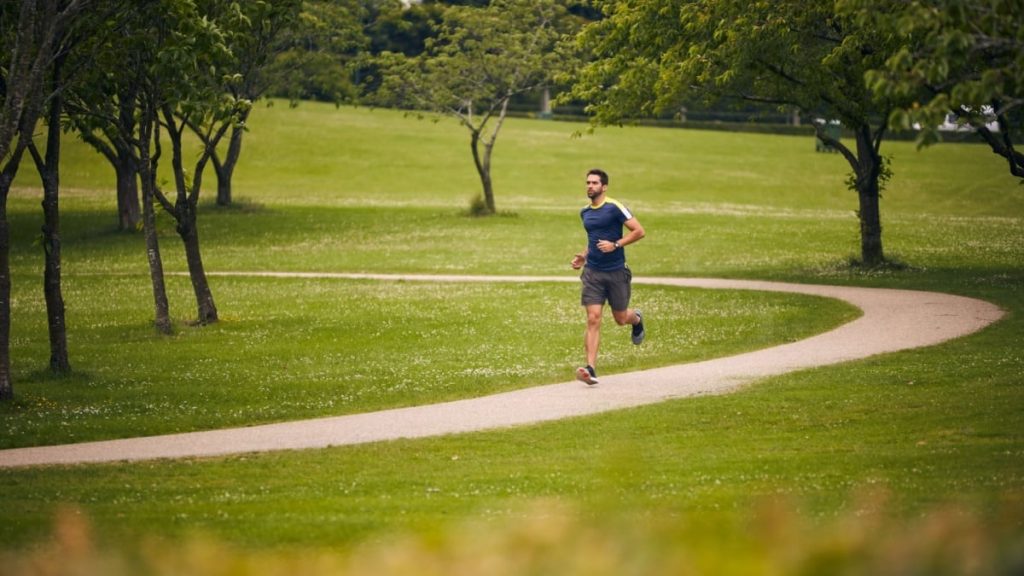 How to Do Fartlek Runs (and Different Kinds to Try)