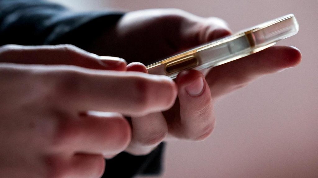 India holds talks with social media platforms on deepfake regulation and age-based restrictions: Vaishnaw