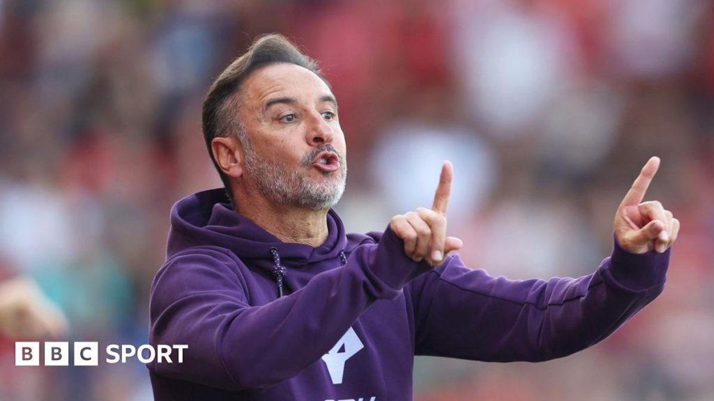 new Nottingham Forest boss Vitor Pereira pointing