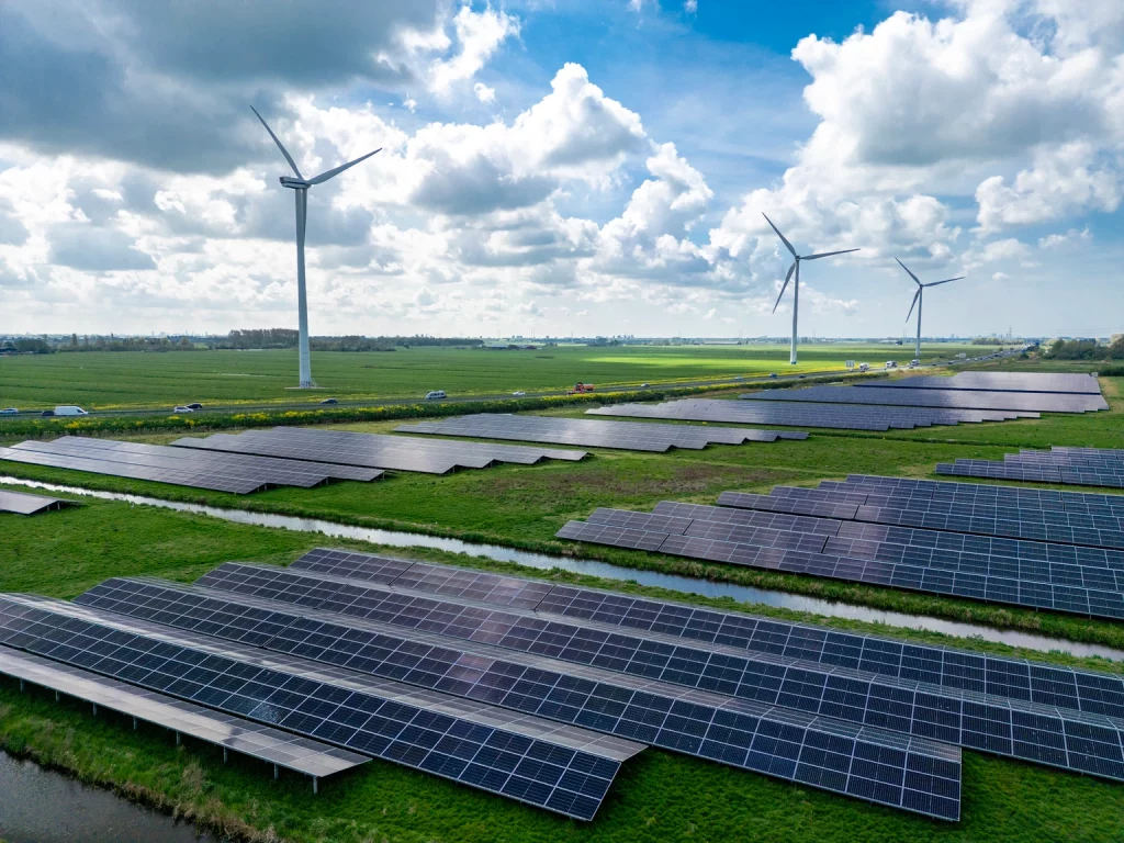First Solar: Sold Out U.S. Solar Leader At An Attractive Discount (NASDAQ:FSLR)