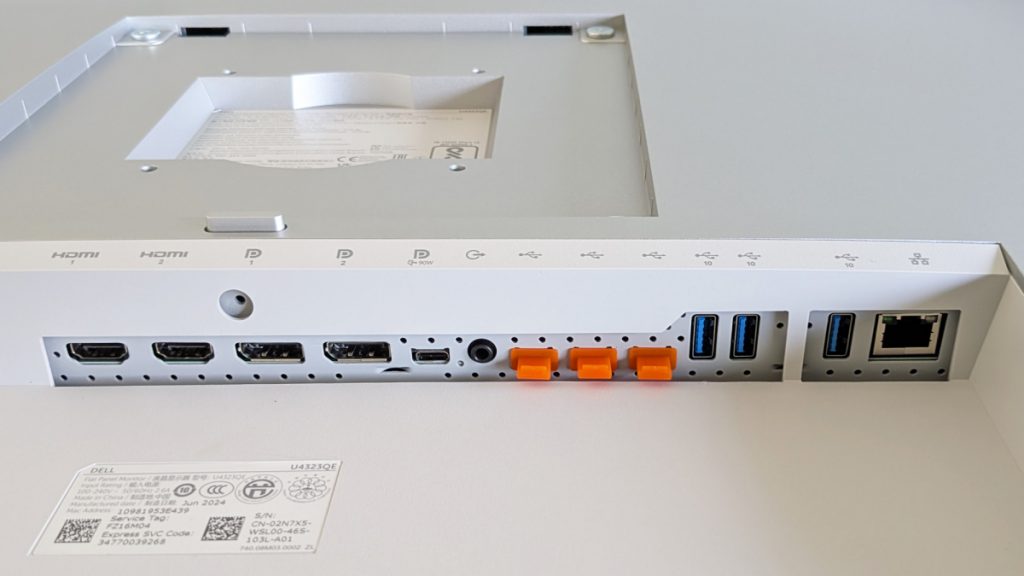 The Best Ways to Make Use of Those Spare USB Ports on Your TV or Monitor The Best Ways to Make Use of Those Spare USB Ports on Your TV or Monitor