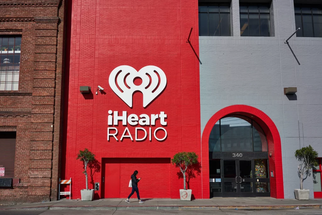 Why I Think The iHeartMedia 2027 Senior Unsecured Notes Are Attractively Priced