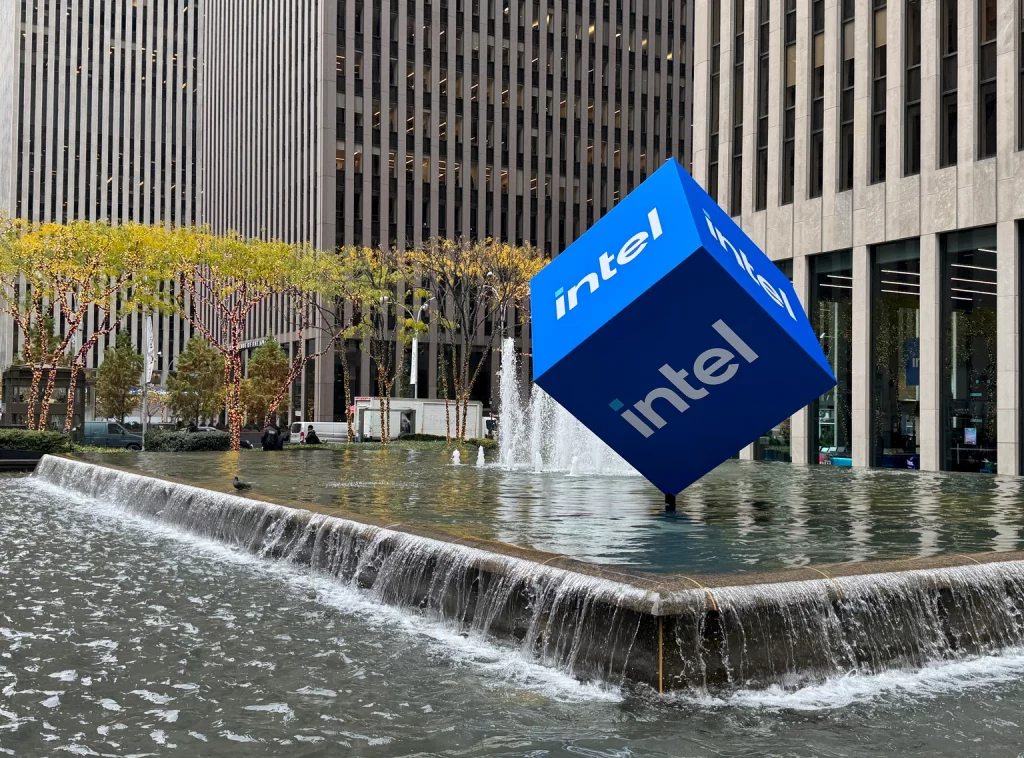 Intel's Rally Might Have Outrun Its Turnaround (NASDAQ:INTC)