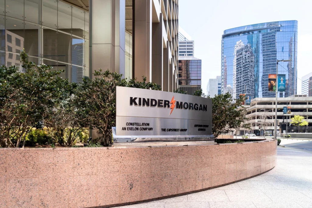 Kinder Morgan’s Recent Surge Justifies More Caution (Rating Downgrade) (NYSE:KMI) Kinder Morgan's Recent Surge Justifies More Caution (Rating Downgrade) (NYSE:KMI)
