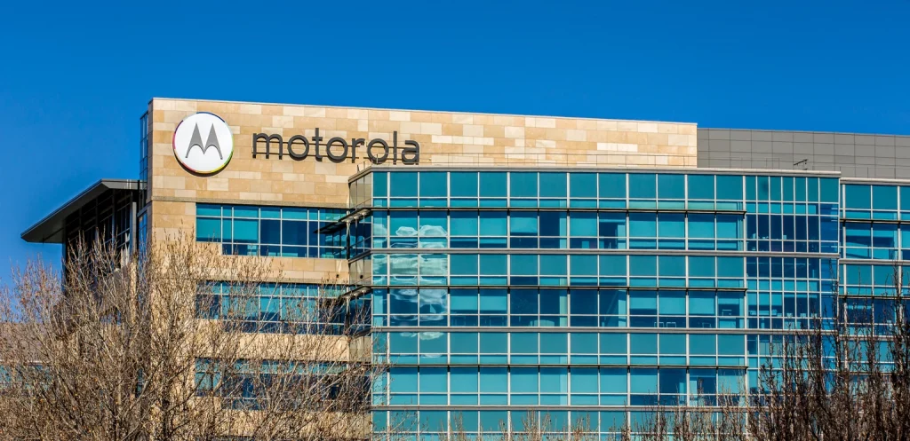 Motorola Solutions: Strong Performance And A Modest Premium (NYSE:MSI)