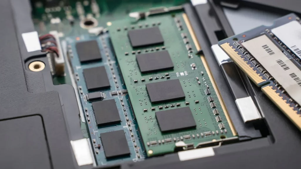 Samsung Says the Memory Crisis Will Get Worse, so You Have Two Choices